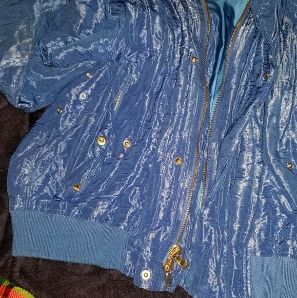 Jacket - Picture 5 of 15